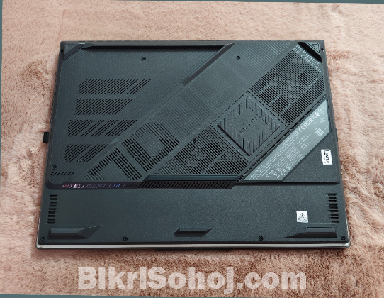 Asus Rog strix Core i7 - 13th gen RTX 4050 gaming laptop